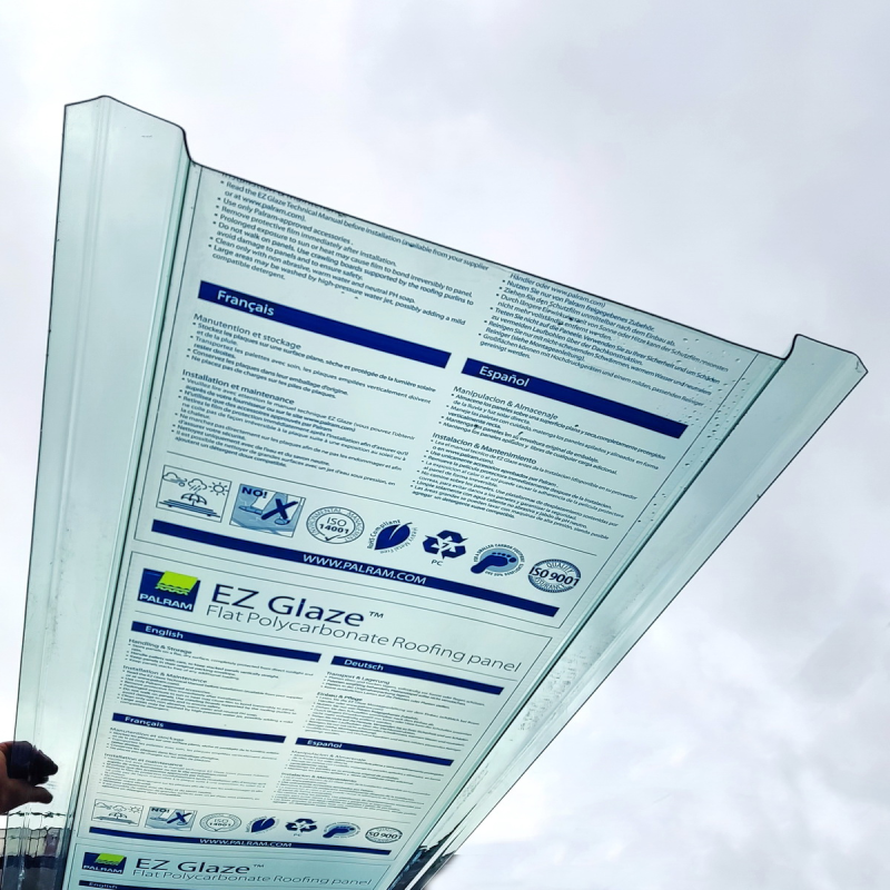 Монолітний полікарбонат EZ Glaze 3 мм Blueish Breeze 673x6000 мм (Блакитний Бріз)