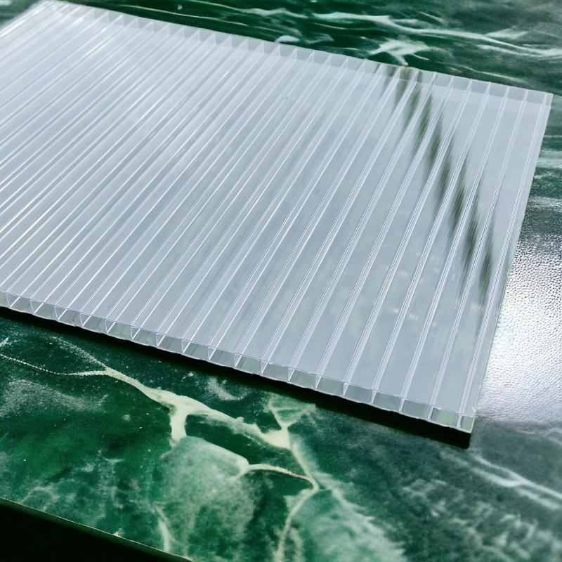 Сотовий полікарбонат 4 мм Alveco 2,1 x 6 м Прозорий
