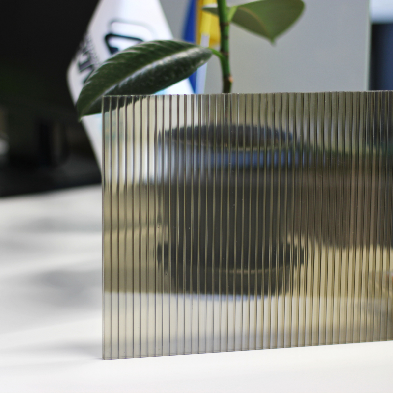 Сотовий полікарбонат 6 мм Alveco 2,1 x 12 м Бронзовий