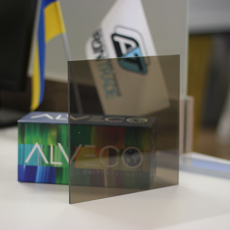Монолітний полікарбонат Alvecomp 8 мм Бронза 2050х6100 мм
