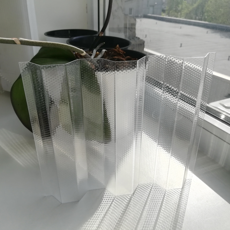 Профільований полікарбонат Toplight Greca 76 0,9 мм Прозорий мікропризма 1045x6000 мм